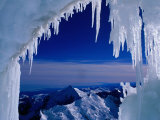 Ice Cave on Mt. Cook, Mt. Cook National Park, Canterbury, New Zealand Photographie par Grant Dixon