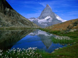 Matterhorn and the Riffelsee, Valais, Switzerland Photographie par Gareth McCormack