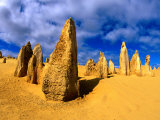 Pinnacles in Early Morning Light, Nambung National Park, Australia Lámina fotográfica por Chris Mellor Pinnacles in Early Morning Light, Nambung National Park, Australia Lámina fotográfica por Chris Mellor
