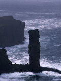 Old Man of Hoy Sandstone Stack (130M Tall), Hoy, Orkney Islands, Scotland Photographie par Grant Dixon