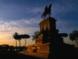 Statue of Giuseppe Garibaldi on Piazza Garibaldi at Sunset, Gianicolo (Janiculum Hill), Rome, Italy Photographie par Martin Moos