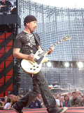 Super Group U2 Playing at Hampden Park, June 2005 Photographie
