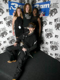 3AM Girls with Dan and Frankie from the Darkness, MTV Europw Awards 2003 Fotografiskt tryck