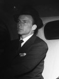 Frank Sinatra in London, 1958 Fotografisk tryk Frank Sinatra in London, 1958 Fotografisk tryk