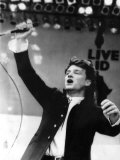 Bono Lead Singer from U2 Performs on Stage at the Biggest Charity Live Event Live Aid Photographie