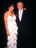Shirley Bassey at the Royal Variety Show with Tony Bennett Valokuvavedos