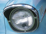 Headlight in Blue Car Photographie
