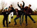 Take That Members are Robbie Williams Jason Orange Gary Barlow Mark Owen and Howard Donald Fotografie-Druck