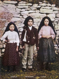 The Three Children Jacinta Francisco and Lucia Who Saw the Vision of Fatima in Portugal Photographie