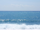 Ocean Waves Crashing onto the Beach Photographie