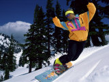 Snowboarder in Neon Colors Lámina fotográfica Snowboarder in Neon Colors Lámina fotográfica
