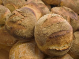 Bakery Bread, Norway Lámina fotográfica por Russell Young Bakery Bread, Norway Lámina fotográfica por Russell Young