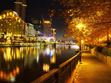 Southbank, Yarra River, and Flinders Walk, Melbourne, Victoria, Australia Photographie par David Wall