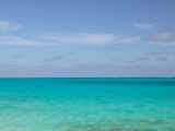 View of the Atlantic Ocean, Loyalist Cays, Abacos, Bahamas Lámina fotográfica por Walter Bibikow