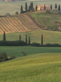 Tuscan Villa and Farmhouse, San Quirico D'Orcia, Val d'Orcia, Italy Photographie par Walter Bibikow