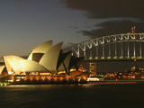 Sydney Opera House and Harbor Bridge at Night, Sydney, Australia Photographie par David Wall