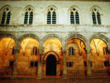 Arches of Gothic Renaissance Rector's Palace, Dubrovnik, Croatia Photographie par Richard Nebesky