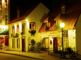 Historic Restaurant at Night, Quebec City, Canada Photographie par Wayne Walton