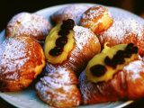 Sfogliatella, Naples, Italy Fotografie-Druck von Jean-Bernard Carillet