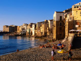 Seaside Resort Beach, Cefalu, Italy Lámina fotográfica por John Elk III Seaside Resort Beach, Cefalu, Italy Lámina fotográfica por John Elk III
