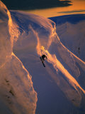 Skiing in the Midnight Sun, Narvik, Norway Photographie par Christian Aslund