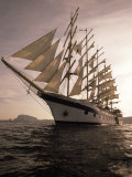Royal Clipper at Full-Sail, Italy Photographic Print by Holger Leue