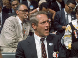 Actor Paul Newman and Playwright Arthur Miller Among Crowd Attending Democratic National Convention Premium fotografisk trykk av Lee Balterman