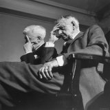 Attorney Stephens Blakely and Historian James Albert Green at 100 Year Old Literary Society Lámina fotográfica por Cornell Capa Attorney Stephens Blakely and Historian James Albert Green at 100 Year Old Literary Society Lámina fotográfica por Cornell Capa