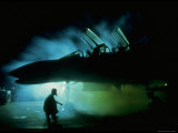 US Air Force F4 Phantom Crew and Ground Personnel, Readying Morning Mission at Phan Rang Airfield Lámina fotográfica por Larry Burrows
