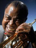 Portrait of Jazz Musician Louis Armstrong Reproduction photographique sur papier de qualité par John Loengard