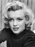 Actress Marilyn Monroe at Home Reproduction photographique sur papier de qualité par Alfred Eisenstaedt