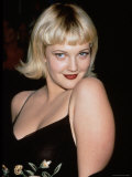 Actress Drew Barrymore at Premiere of Her Film "The Wedding Singer" Premium Photographic Print by Dave Allocca