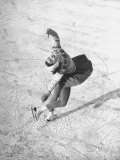 Barbara Ann Scott Making School Figures at the World Figure Skating Contest Reproduction photographique sur papier de qualité par Tony Linck
