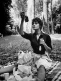Actress Sophia Loren Examining Contents of Bottle During Location Filming of "Madame Sans Gene" Premium Photographic Print by Alfred Eisenstaedt
