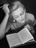 Dancer Valerie Bettis interprets William Faulkner's Novel as I Lay Dying into ballet Premium Photographic Print by Nina Leen