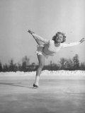 Gretchen Merrill Ice Skating During the World Championship Lámina fotográfica de primera calidad por Tony Linck