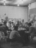 Artists in a Group Discussion in the Art Picture Decorated East 10th St Studio of Milton Resnick Premium fotografisk trykk av James Burke
