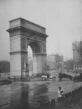 Washington Square Arch Designed by Stanford White, Washington Square Park, Greenwich Village, NYC Premium Photographic Print by E O Hoppe