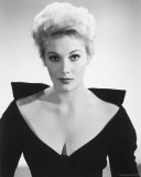 Kim Novak Photo