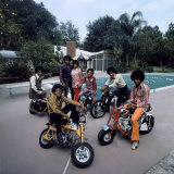 Pop Group Jackson Five: Jackie, Parents Joe and Katherine, Marlon, Tito, Jermaine and Michael Premium-Fotodruck von John Olson