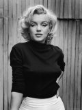 Portrait of Actress Marilyn Monroe on Patio of Her Home Fototryk i høj kvalitet af Alfred Eisenstaedt
