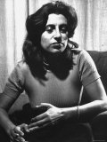 Anna Magnani in Her Rome Apartment Premium Photographic Print by Gjon Mili