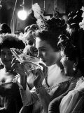 Julie Andrews Taking a Sip from the Glass Slipper During the TV Production of Cinderella Reproduction photographique sur papier de qualité par Gordon Parks