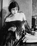 Gloria Swanson Photo