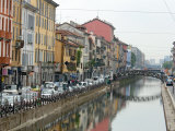 Shops and Restaurants Along Canal, Naviglio Grande, Milan, Italy Lámina fotográfica por Lisa S. Engelbrecht