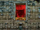 Kabah, God Chac, Yucatan, Mexico Valokuvavedos tekijänä Kenneth Garrett