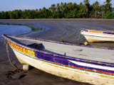 Fishing Boats Moored on Sand at Morro Negrito, Panama Reprodukcja zdjęcia autor Paul Kennedy Fishing Boats Moored on Sand at Morro Negrito, Panama Reprodukcja zdjęcia autor Paul Kennedy