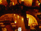 Open Air Restaurant Housed in Shell of Venetian-Era Building in Hania, Hania, Greece Photographie par Glenn Beanland