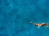Overhead of Boy Swimming in Pool at Water Polo Training, Bangkok, Thailand Lámina fotográfica por Alain Evrard