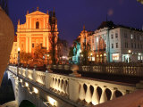 Triple Bridge with Presernov Trg in Background, Ljubljana, Slovenia Photographie par Jonathan Smith